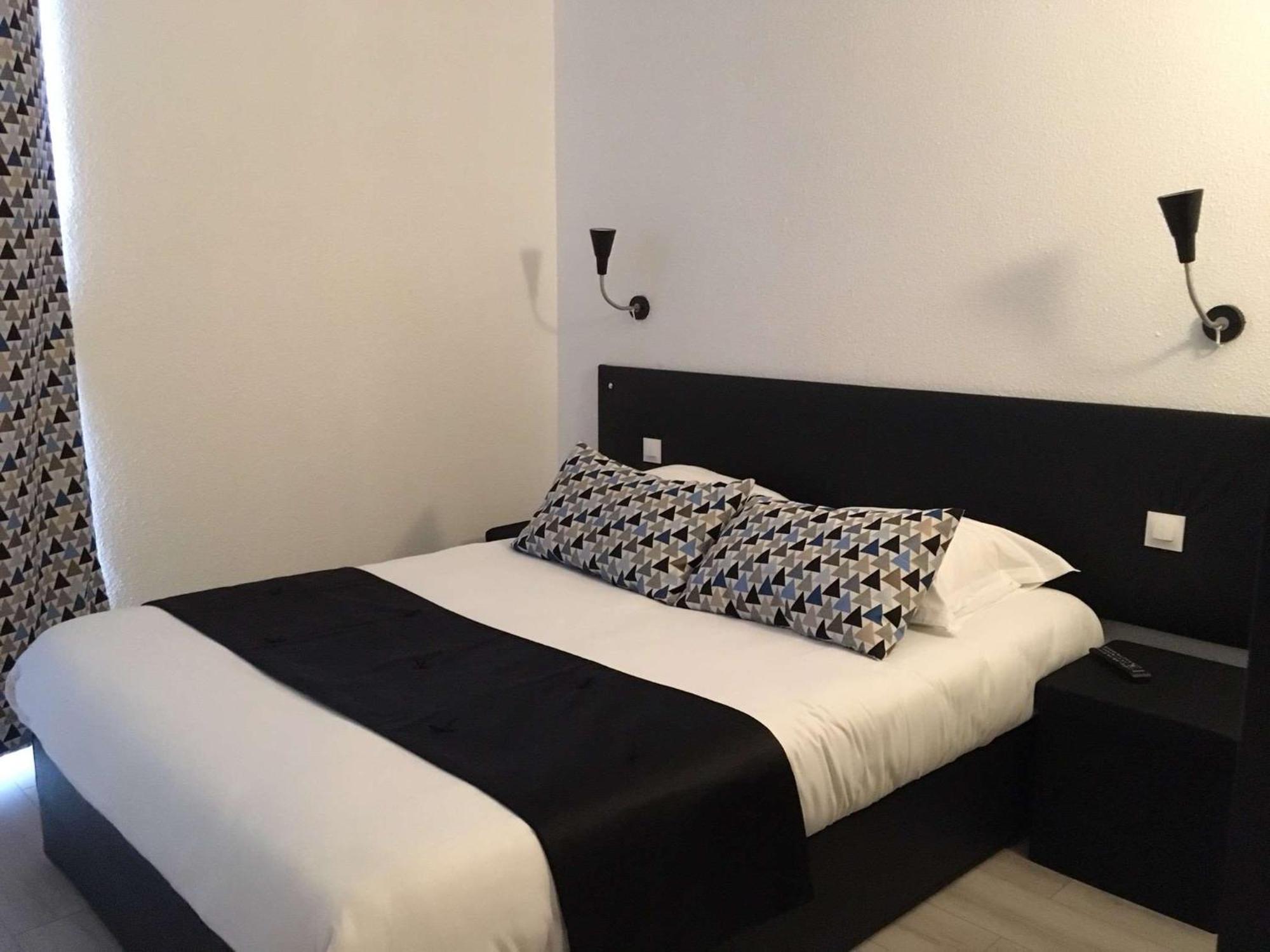 Brit Hotel Salon De Provence Luaran gambar