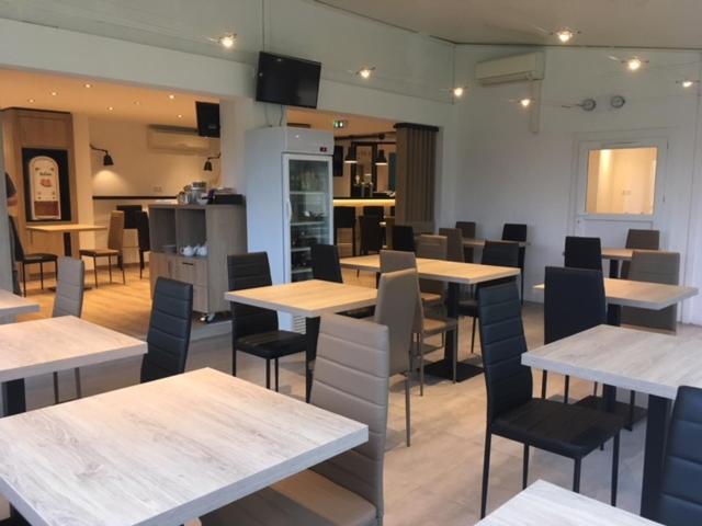 Brit Hotel Salon De Provence Luaran gambar